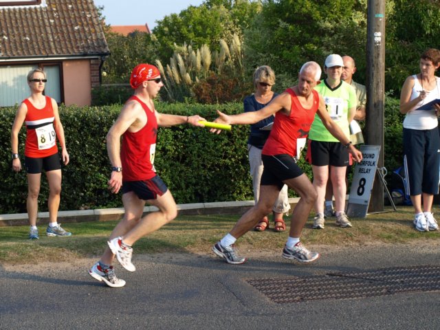 robbiehandsovertonigelatlessingham.jpg
